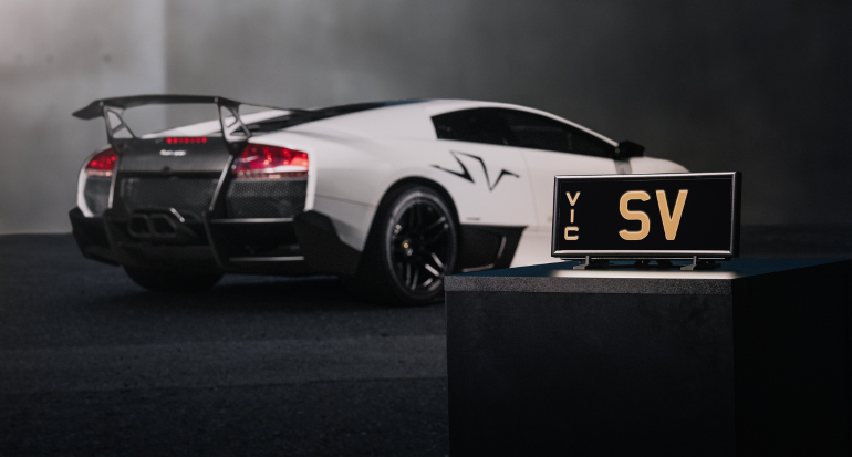 signature-plates