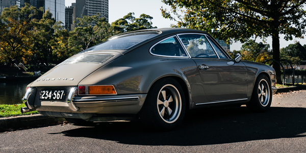 heritage_plate_on_porche