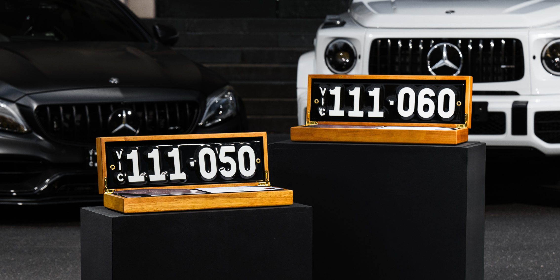 heritage-plates-11050-111060